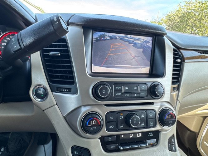 Used 2015 GMC Yukon Denali w/ Open Road Package AWD/4WD image 26
