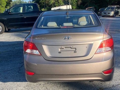 Used 2014 Hyundai Accent GLS FWD image 7