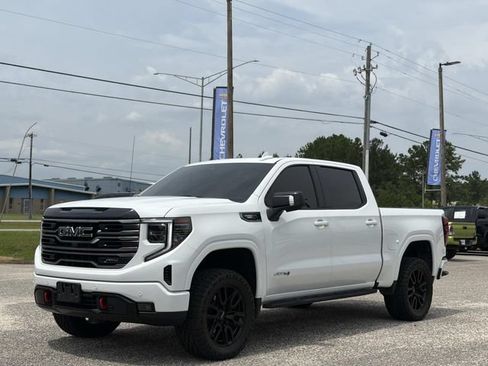Used 2025 GMC Sierra 1500 AT4 w/ AT4 Premium Package AWD/4WD image 15