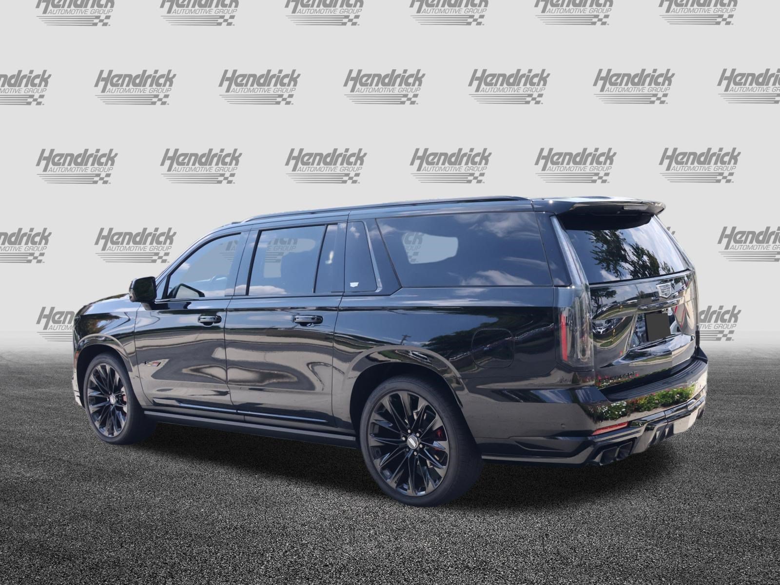 Used 2026 Cadillac Escalade ESV V AWD/4WD image 7