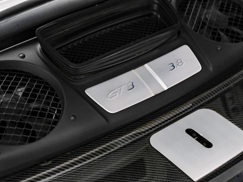 Used 2015 Porsche 911 GT3 RWD image 94