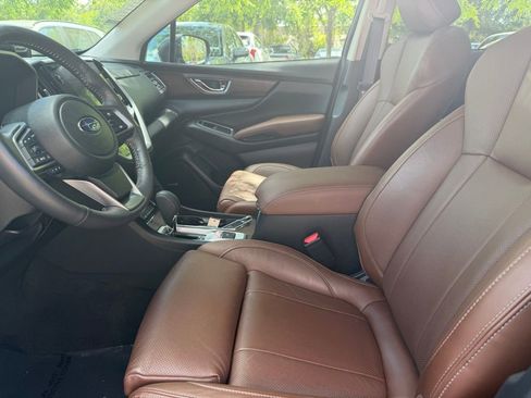 Used 2024 Subaru Ascent Touring image 19