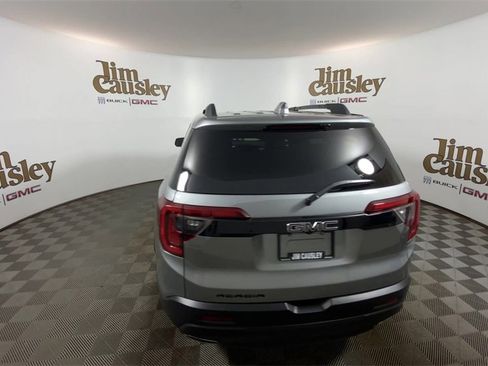 Certified 2023 GMC Acadia SLE w/ Driver Convenience Package image 7