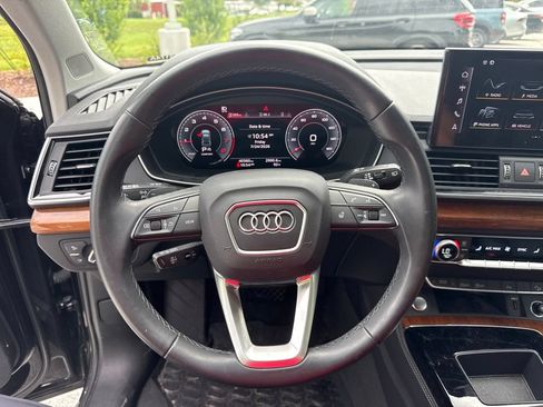 Used 2023 Audi Q5 2.0T Premium Plus w/ Premium Plus Package AWD/4WD image 14