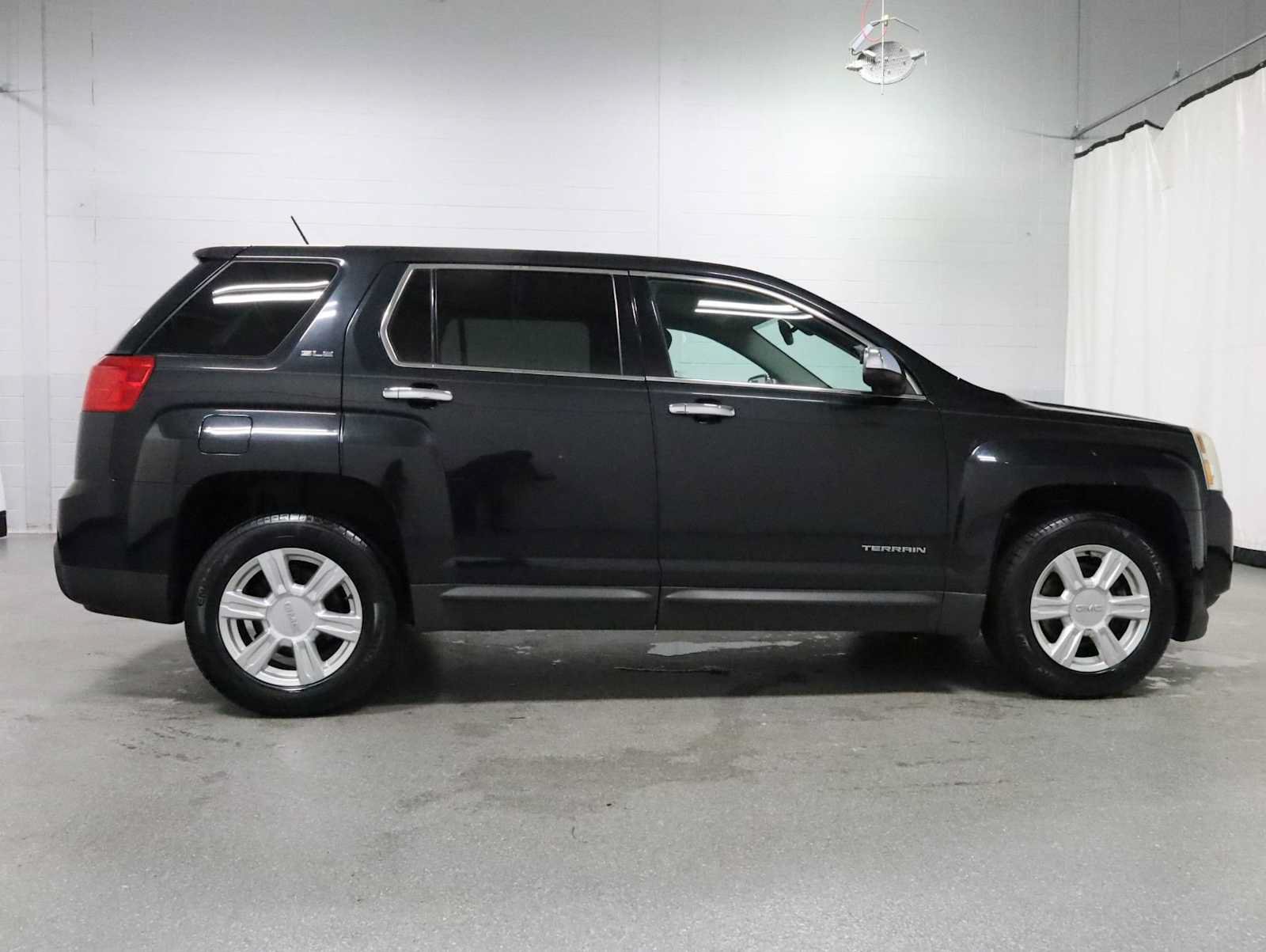 Used 2015 GMC Terrain SLE FWD image 10