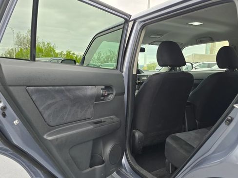Used 2012 Scion xB FWD image 15