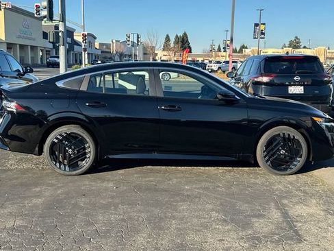 New 2026 Nissan Sentra SR image 3