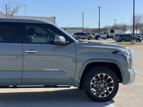 Used 2024 Toyota Tundra Limited image 12