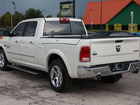 Used 2018 RAM 1500 Laramie AWD/4WD image 8