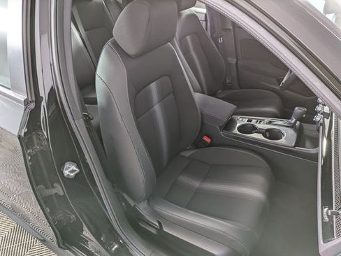 Used 2023 Honda Civic Sport image 26