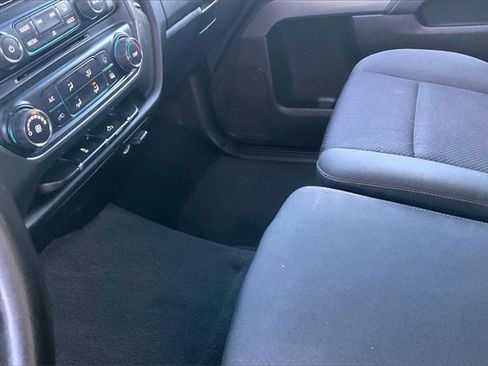 Used 2019 Chevrolet Silverado 1500 LT image 17