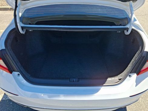 Used 2019 Honda Accord Sport image 29