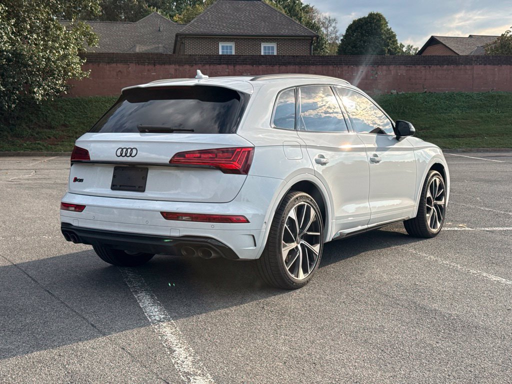 Used 2023 Audi SQ5 Prestige w/ Prestige Package AWD/4WD image 7