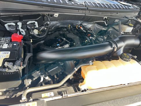 Used 2023 Ford Expedition Max Limited image 29