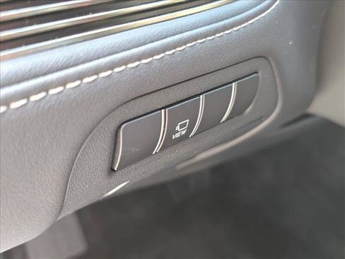 Used 2018 Lexus LS 500 w/ Interior Upgrade Package RWD image 9