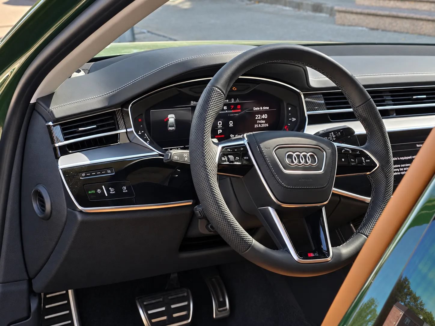 Used 2023 Audi S8 w/ S8 Comfort Plus Package AWD/4WD image 20
