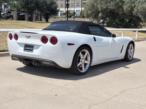 Used 2007 Chevrolet Corvette Convertible w/ Preferred Equipment Group RWD image 4