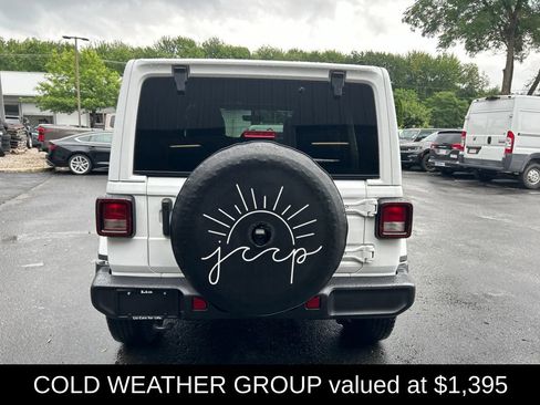 Used 2023 Jeep Wrangler Unlimited Sahara AWD/4WD image 7