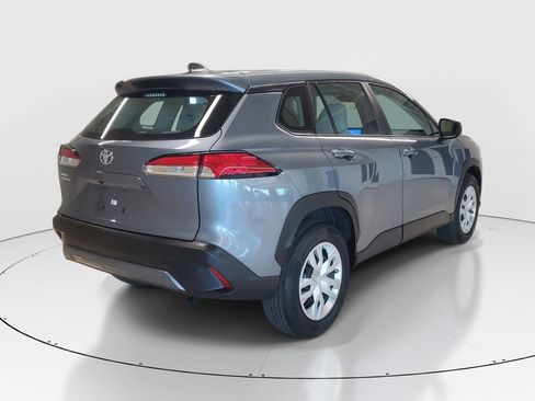 Used 2023 Toyota Corolla Cross L image 7