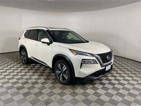 Used 2023 Nissan Rogue SL w/ SL Premium Package image 24