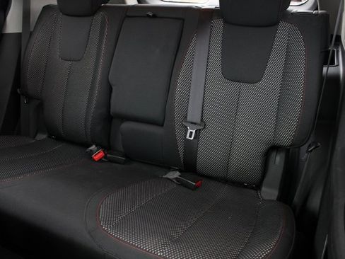 Used 2011 Chevrolet Equinox LT w/ Driver Convenience Package image 7