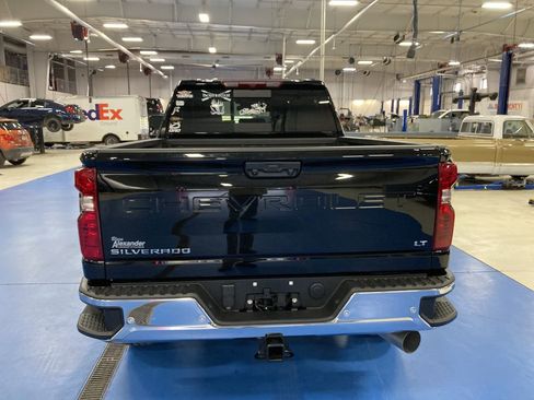 Used 2024 Chevrolet Silverado 2500 LT w/ All Star Edition AWD/4WD image 6