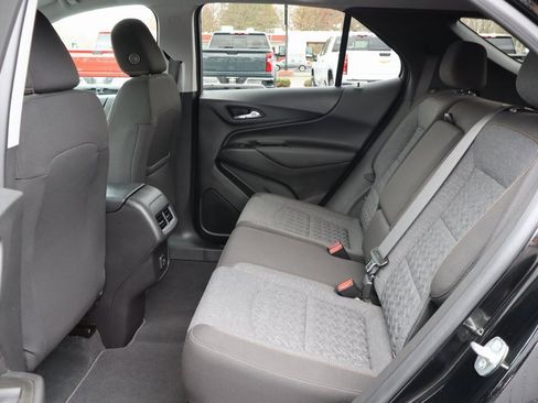 Used 2023 Chevrolet Equinox LT image 21