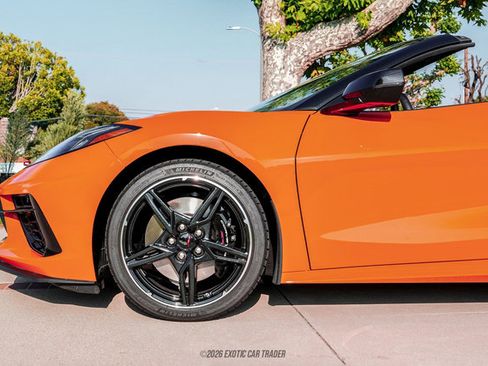 Used 2023 Chevrolet Corvette Stingray Preferred Conv w/ Z51 Performance Package RWD image 2