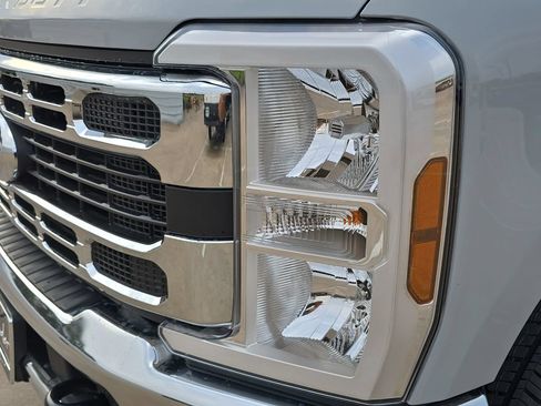New 2026 Ford F350 XLT w/ 360-Degree Camera Package RWD image 23