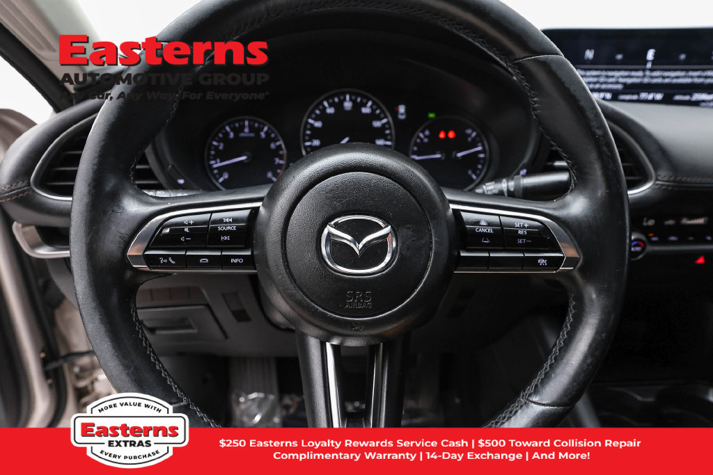 Used 2024 MAZDA MAZDA3 s FWD image 11