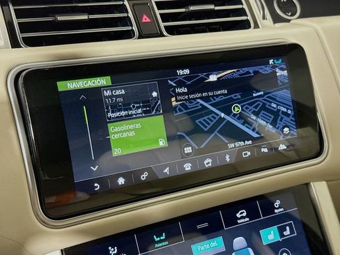 Certified 2020 Land Rover Range Rover Long Wheelbase HSE AWD/4WD image 16