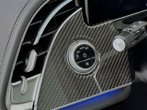 New 2026 Mercedes-Benz E 53 AMG e 4MATIC Sedan image 11