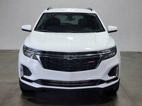 Certified 2023 Chevrolet Equinox RS FWD image 3