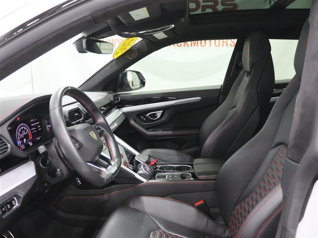 Used 2021 Lamborghini Urus AWD/4WD image 14