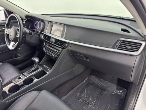 Used 2020 Kia Optima Premium image 14