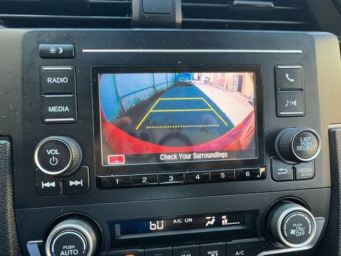 Used 2021 Honda Civic LX image 15