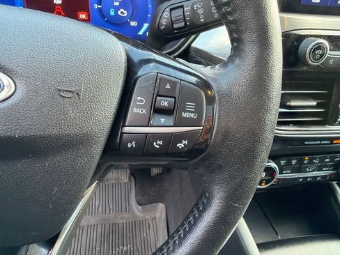 Used 2021 Ford Escape Titanium AWD/4WD image 17