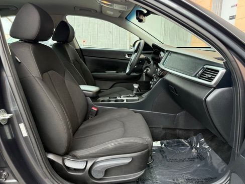 Used 2020 Kia Optima LX FWD image 21