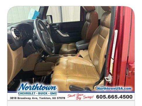 Used 2011 Jeep Wrangler Unlimited Sahara w/ Dual Top Group AWD/4WD image 10