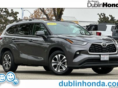 Used 2022 Toyota Highlander XLE