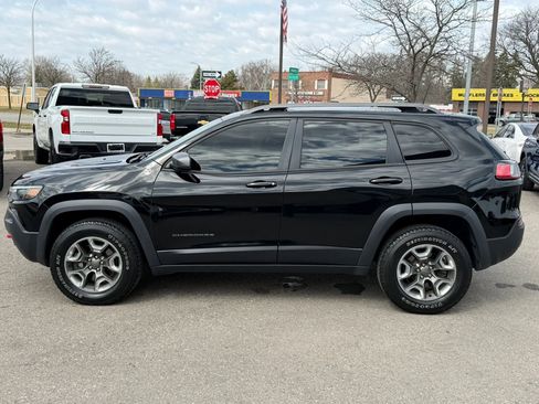Used 2019 Jeep Cherokee Trailhawk w/ Cold Weather Group image 2