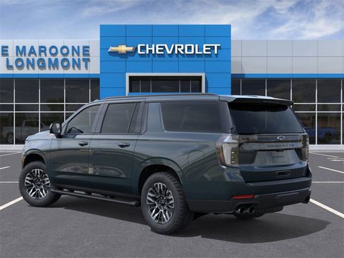 New 2026 Chevrolet Suburban Z71 w/ Z71 Off-Road Package image 3