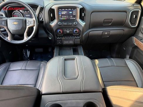 Used 2021 Chevrolet Silverado 2500 High Country w/ Z71 Off-Road Package image 18