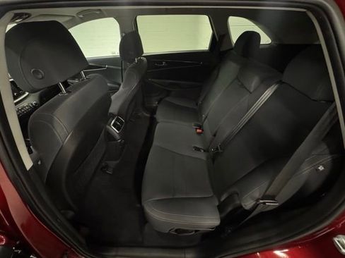 Used 2017 Kia Sorento LX image 12