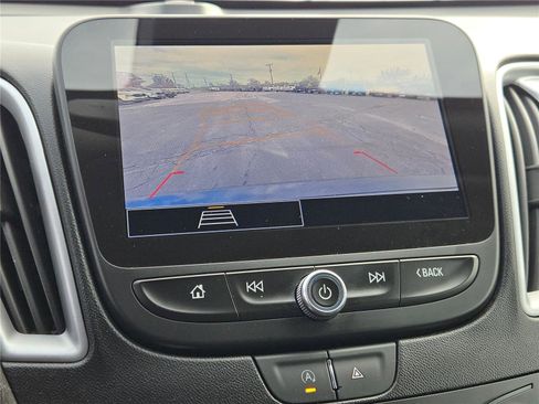 Used 2024 Chevrolet Malibu LT image 29