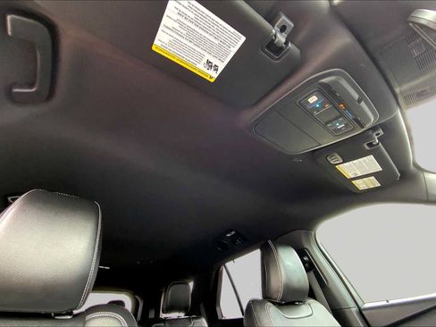Used 2020 Ford Explorer ST AWD/4WD image 13