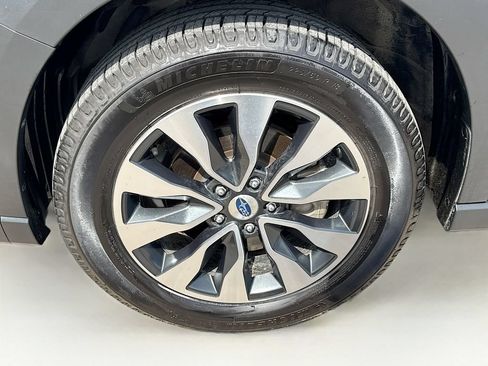 Used 2023 Subaru Outback Touring AWD/4WD image 41