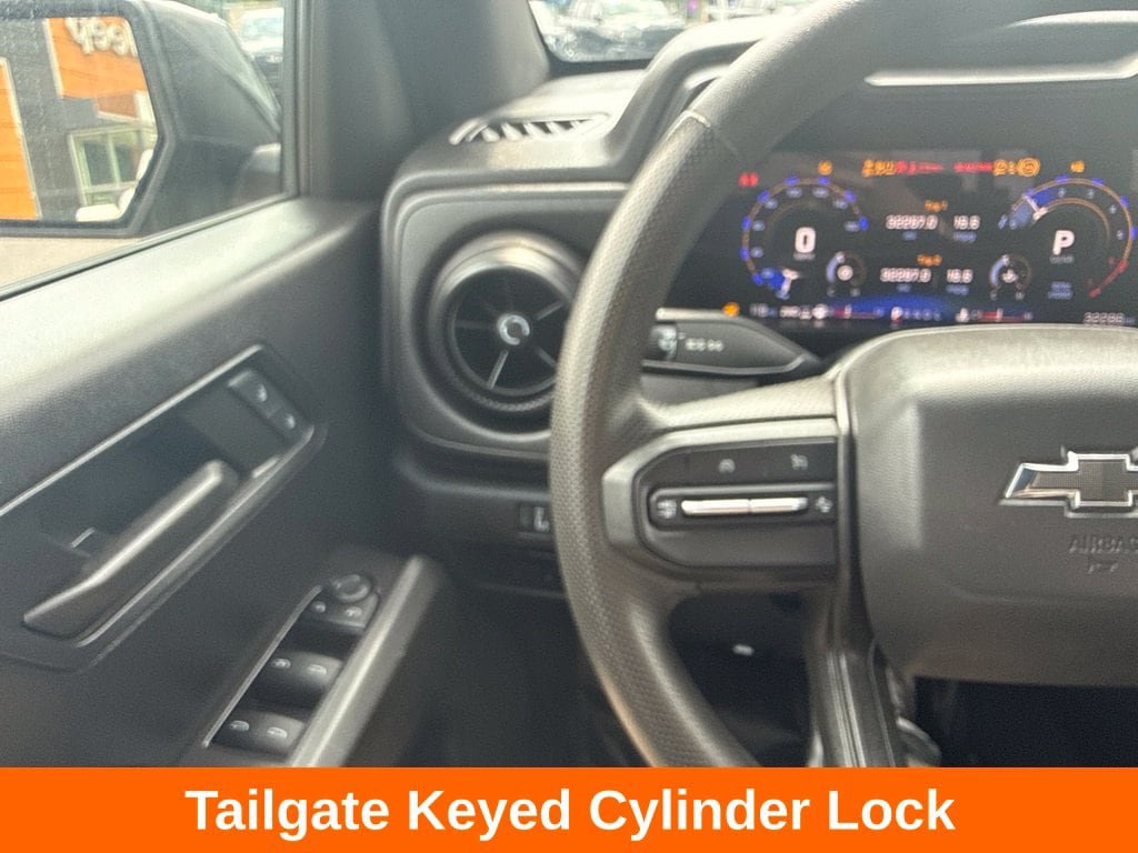 Used 2024 Chevrolet Colorado Trail Boss w/ Technology Package AWD/4WD image 24