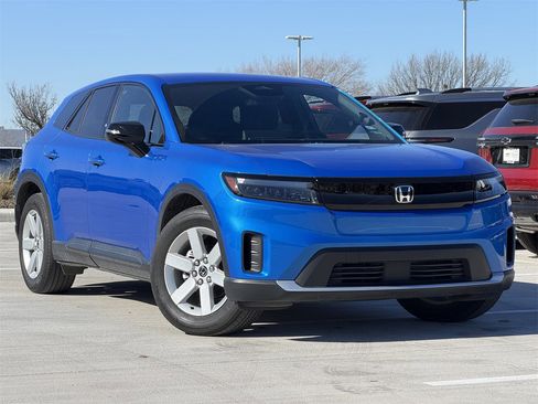Used 2024 Honda Prologue EX image 2