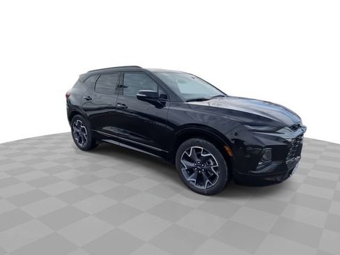 Used 2022 Chevrolet Blazer RS w/ Enhanced Convenience Package image 4